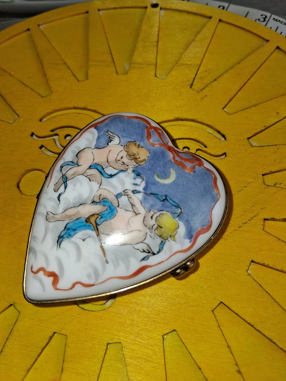 Limoges Heart Trinket Box with Cherubs on Blue and White Porcelain - Picture 2 of 9